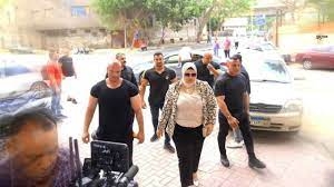 أول تعليق من "التعليم" على واقعة القبض على معلمة الأحياء