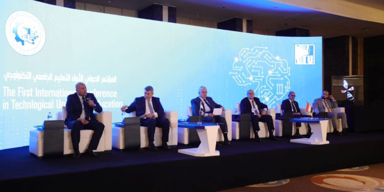 التعليم العالي: إنشاء 10 جامعات تكنولوجية تضم تخصصات فريدة