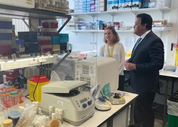 وزير التعليم العالي يزور عددًا من المراكز البحثية والعلمية البرتغالية