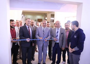 ﻿رئيس جامعة الأزهر يشيد بمشاريع طلاب وطالبات كليتي الهندسة مؤكدا انها تسهم في بناء الوطن