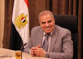 ﻿رئيس جامعة الأزهر يهنئ الدكتور أشرف صبحي لفوزه برئاسة المكتب التنفيذي لوزراء الشباب والرياضة العرب