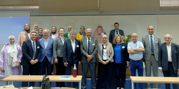 ﻿نائب رئيس جامعة الأزهر يشارك في الاجتماع الدولي لمشروع التغيرات المناعية باليونان