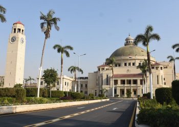 جامعة القاهرة