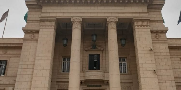 جامعة القاهرة تعلن الحداد 3 أيام لوفاة الشيخ خليفة بن زايد آل نهيان رئيس دولة الإمارات تنفيذًا لقرار رئاسة الجمهورية