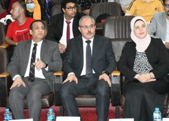 رئيس جامعة القناة: مبادرة «حياة كريمة» مشروع القرن