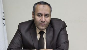 «عايزين الوزير».. تظاهرات أولياء أمور وطلاب الثانوية العامة أمام مقر التظلمات