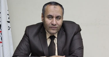 «عايزين الوزير».. تظاهرات أولياء أمور وطلاب الثانوية العامة أمام مقر التظلمات