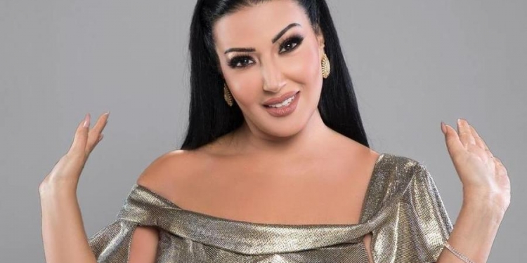 سمية الخشاب تراجع منهج العربي لطلاب الثانوية العامة 2022