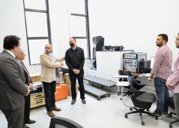 وزير التعليم العالى يتفقد مقر وكالة الفضاء المصرية