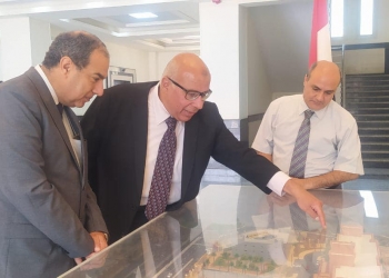  جامعة القاهرة الجديدة التكنولوجية تبحث إنشاء برامج تكنولوجيا البترول 