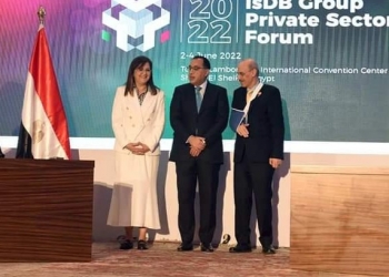 توقيع مذكرة تفاهم بين جامعة عين شمس و البنك الإسلامي للتنمية