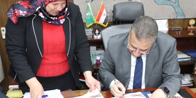 محافظ المنوفية يعتمد نتيجة الإعدادية 2022 بنسبة نجاح 71,45 %