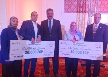 مدرس بجامعة أسيوط تفوز بالجائزة الأولى لأفضل بحث في مجال الطب النفسي