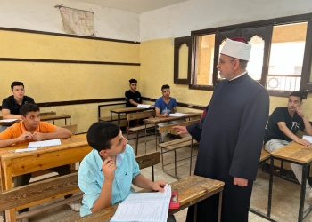 رئيس قطاع المعاهد الأزهرية يتفقد لجان الثانوية الأزهرية 2022 بالقليوبية