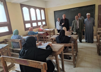 المشرف العام على امتحانات الثانوية الأزهرية 2022 بالشرقية : انتظام وهدوء يسود الامتحانات ولا يوجد شكاوي