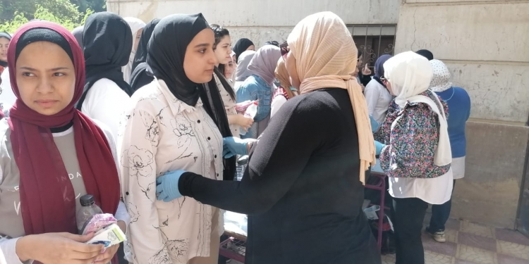 إصابة مراقب بامتحانات الثانوية العامة 2022 بغيوبة سكر ونقله للمستشفى