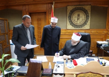 وكيل الأزهر يعتمد نتيجة امتحانات الدور الأول لأبناء الأزهر بالخارج