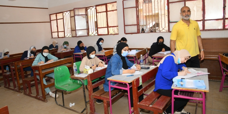 تداول امتحان اللغة العربية للثانوية العامة بالإجابات على تليجرام