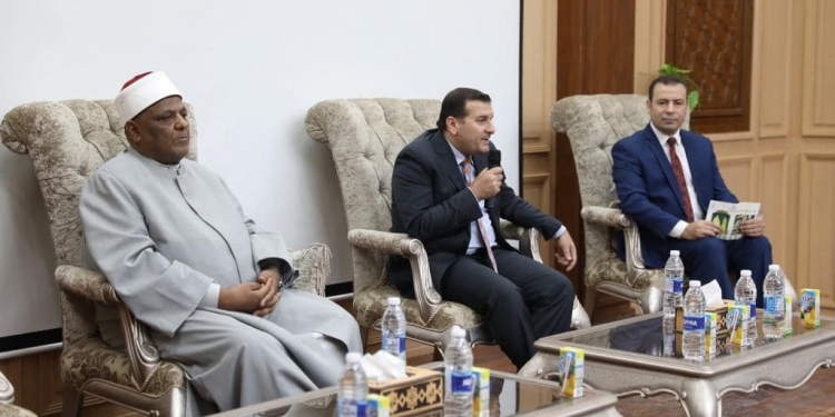 مركز الأزهر العالمي للفتوى الإلكترونية يعقد صالونه الثقافي الخامس حول الثقافة الأسرية وأثرها على المجتمع