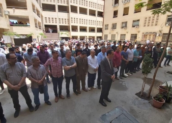 طلاب جامعة المنصورة يؤدون صلاة الغائب علي نيرة أشرف
