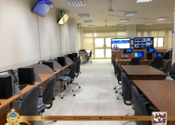 13 الف محاضرة أون لاين خلال عام ..تفعيل تطبيقات الذكاء الاصطناعي بجامعة طنطا  