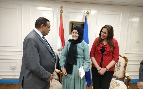 محافظ البحيرة: 252 ألف جنيه لرعاية الأولى على الإعدادية طوال دراستها الثانوية والجامعية