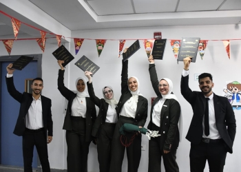 طلاب بالكلية المصرية الصينية يبتكرون ” الذراع التعويضي”