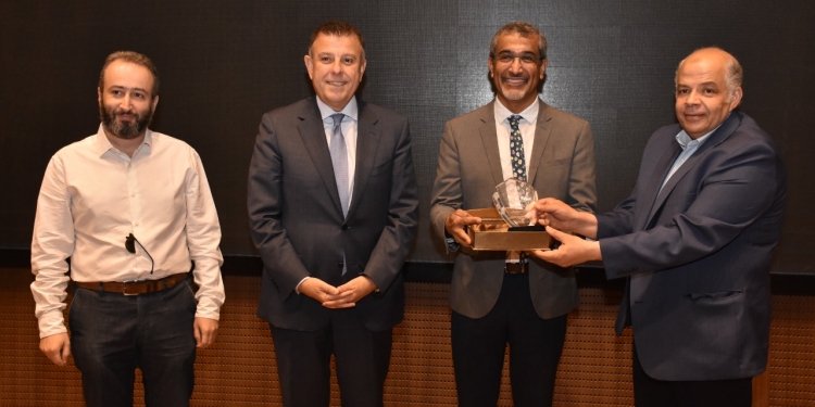 تعاون مرتقب بين جامعة عين شمس و جامعة مينيسوتا الأمريكية