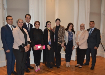 المكتب الثقافي المصري بلندن يفتتح معرض ” رحلة مصر عبر العالم”