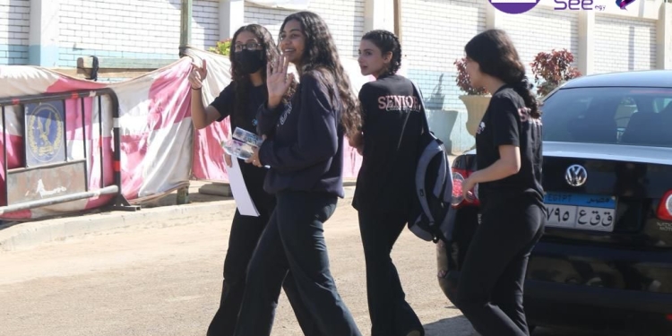 نتيجة الثانوية العامة 2022.. أمهات مصر للأوائل: أنتم أبطال وشكرا لأولياء أموركم