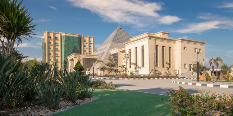 جامعة النهضة : فتح باب القبول المباشر لطلاب الشهادات المعادلة للعام الدراسي الجديد 2022-2023