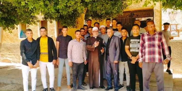 رئيس المنيا الأزهرية يتابع سير امتحانات الثانوية الأزهرية 2022