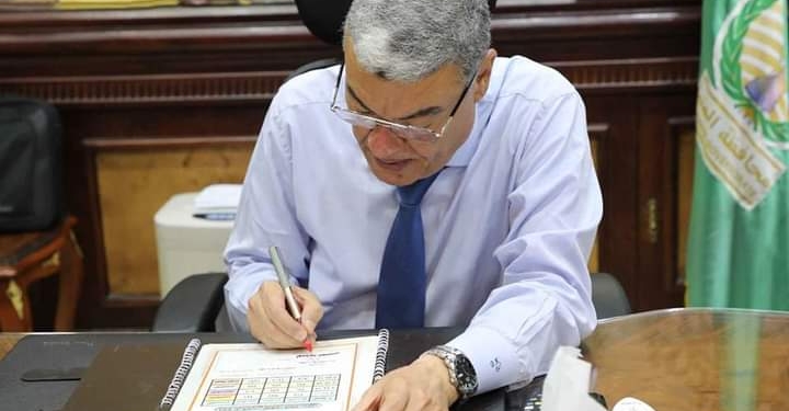 220.. محافظ المنيا يعتمد تنسيق قبول بالأول الثانوي العام