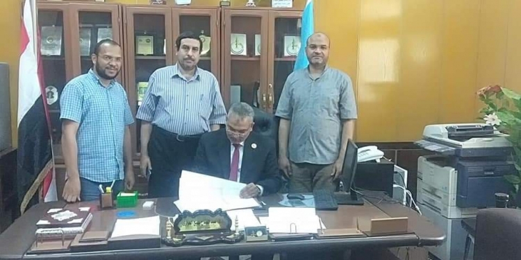 عميد كلية الشريعة والقانون بأسيوط يعتمد نتيجة الفرقة الأولى