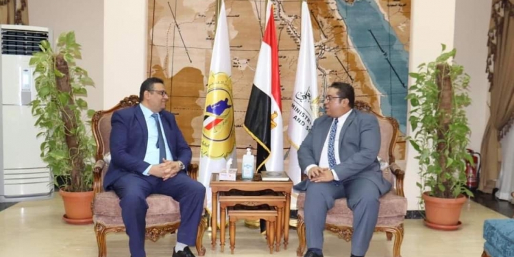 عميد «إعلام الأزهر» مدربا للقيادات الجامعية بوزارة التعليم العالي