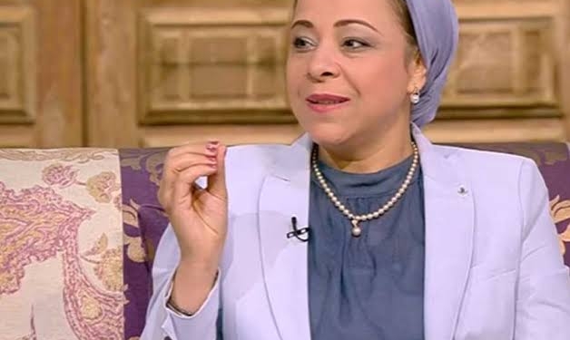 بعد إساءته للمحامية نهاد أبو القمصان..إحالة استاذ مساعد بجامعة سوهاج للتحقيق  