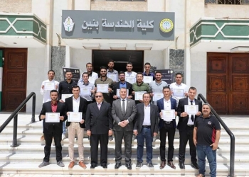 ﻿رئيس جامعة الأزهر يشيد بطلاب كلية الهندسة لحصولهم على جائزة التميز من جمعية مهندسي البترول العالمية