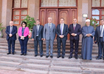 رئيس جامعة المنوفية يستقبل المحافظ ورئيس جامعة الأزهر