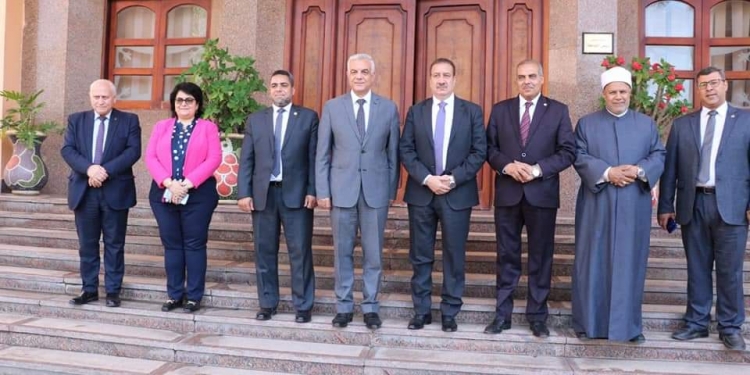 رئيس جامعة المنوفية يستقبل المحافظ ورئيس جامعة الأزهر