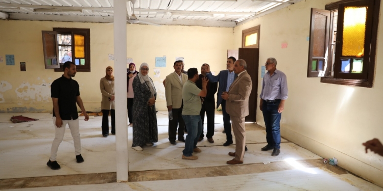 ﻿رئيس جامعة الأزهر يتفقد مسجد فرع البنات ويطالب بتطويره