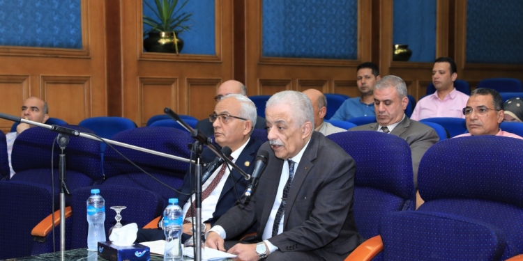 ننشر المراجعة النهائية لمادة التفاضل والتكامل للثانوية العامة 2022