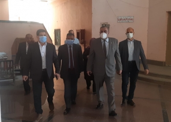 ممدوح مهدي يتابع سير امتحانات كلية الاقتصاد المنزلي بجامعة حلوان