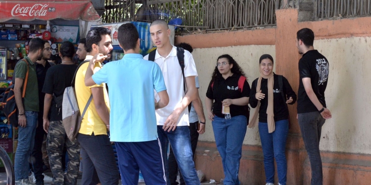 الثانوية العامة 2022.. ضبط طالب نشر امتحان الكيمياء على تليجرام