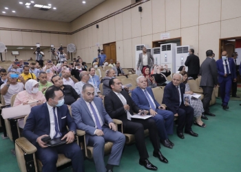 ضيع أحلامنا.. مطالبات باستثناء شرط السن من مسابقة 30 ألف معلم