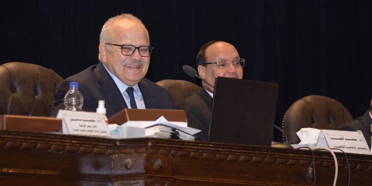 جامعة القاهرة تستحدث 3 دبلومات مهنية جديدة بالدراسات العليا للتربية