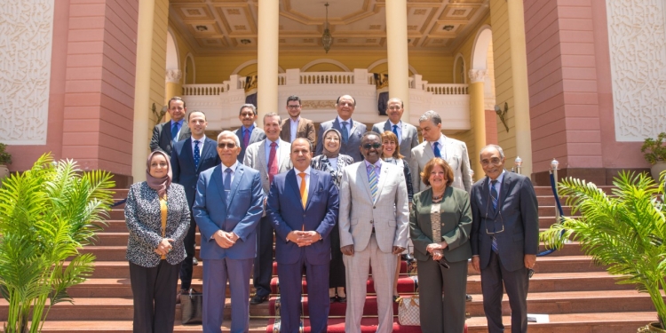 الجامعة البريطانية في مصر تستقبل رئيس اتحاد الجامعات الأفريقية لبحث سبل التعاون