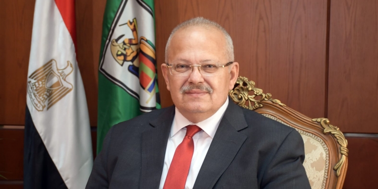 رئيس جامعة القاهرة يعلن إنجازًا علميًا جديدًا بحصول مجلة العلوم التطبيقية «JAR» على المركز الثامن عالميًا