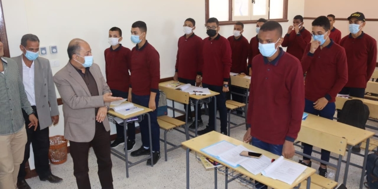 من يختار عدد المعلمين بالحصة لسد العجز وكيف يتقاضون أجورهم؟.. التعليم توضح