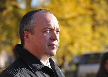 السيرة الذاتية للنائب البرلماني في مجلس الدوما الروسي أندري سكوتش