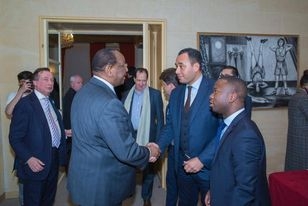 الطيب بن عبد الرحمان صانع أمجاد الساسة.. مهندس عودة سيف الإسلامي القذافي للساحة السياسية في ليبيا